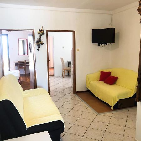 Apartments Damir 2838 لوبار المظهر الخارجي الصورة