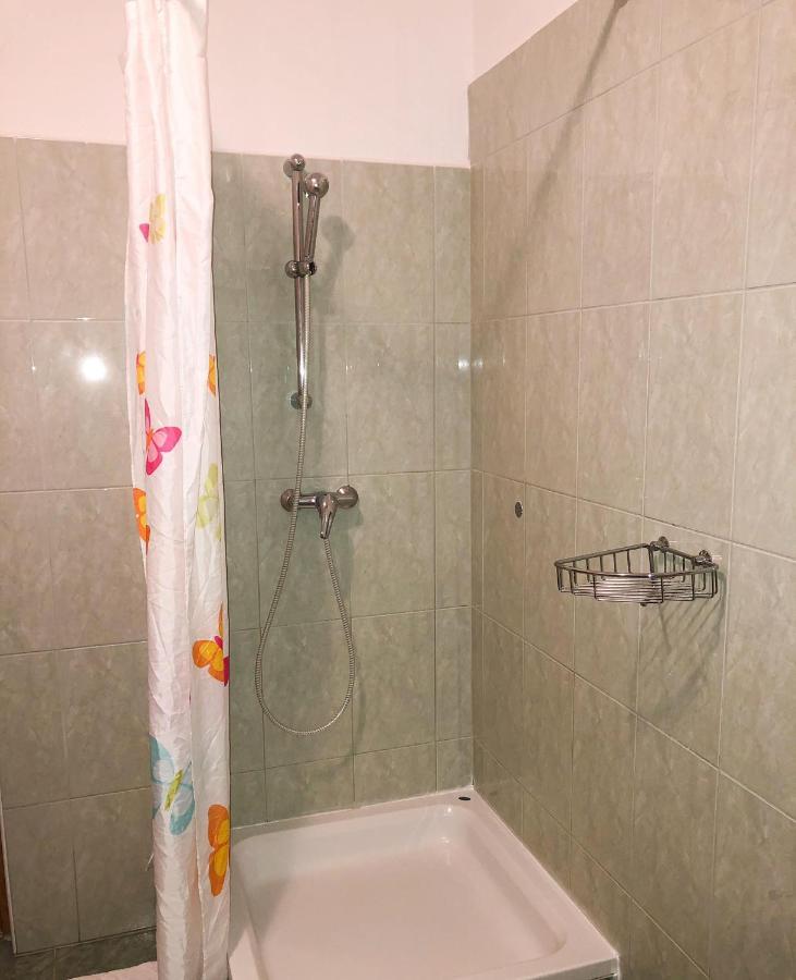 Apartments Damir 2838 لوبار الغرفة الصورة